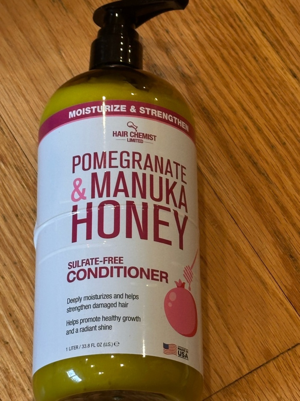 Hair Chemist pomegranate and Minooka honey sulfate free Conditioner